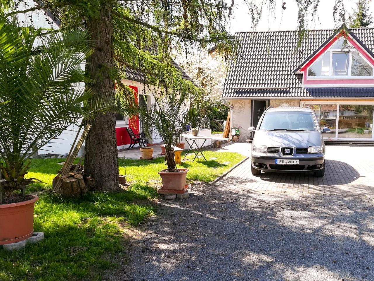 Ferienhaus Goermer Mit Wasserbett Schmolln  Exterior photo